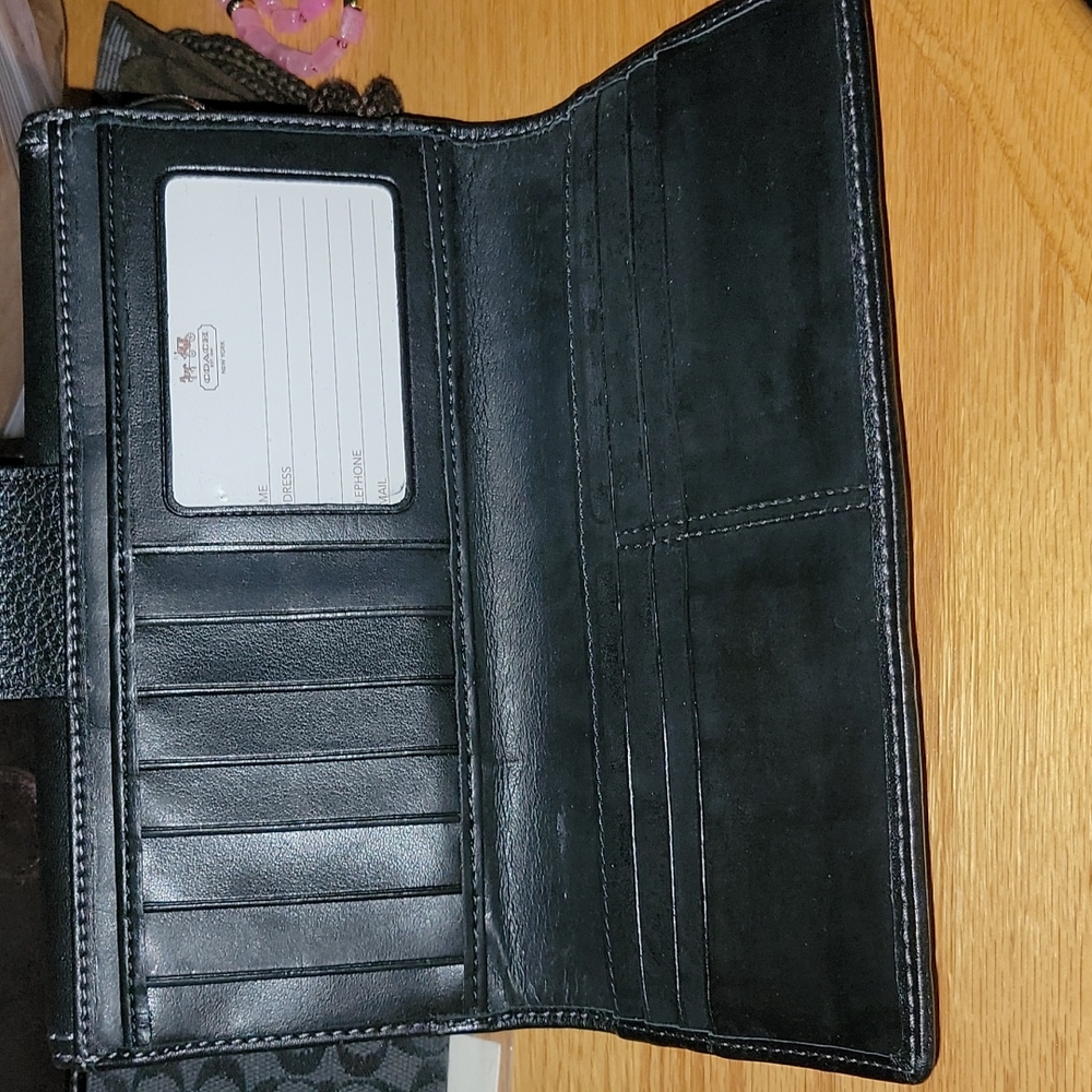 Wallet - Picture 4 of 6